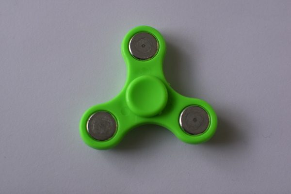 fidget spinneri vihreä