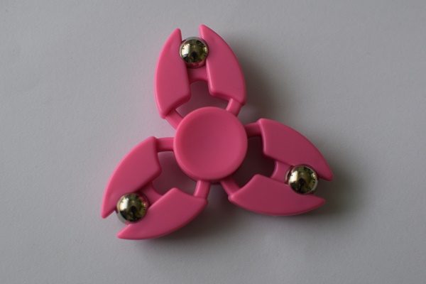 fidget spinneri pinkki